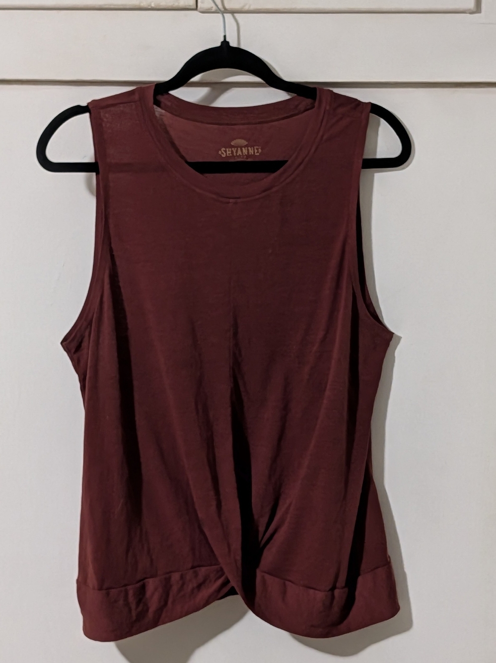 Shyanne Women's Twist Front Sleeveless Tank - Burgundy